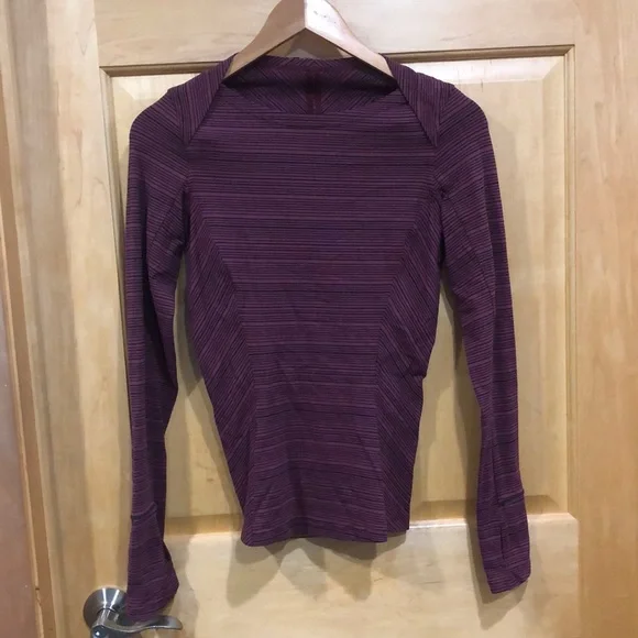 Lululemon Purple and Black Long Sleeve sz 4 - Picture 1 of 5